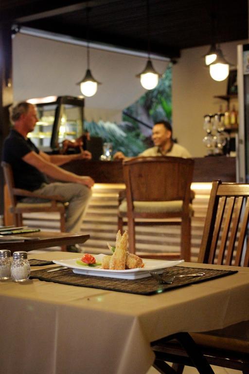 Samawa Transit Hotel Sumbawa Besar Eksteriør bilde